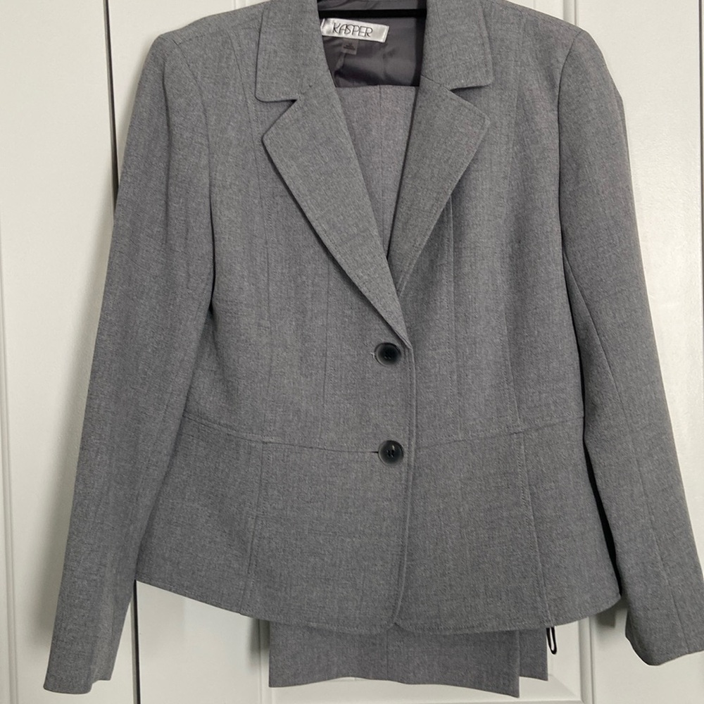 Women’s  Pantsuit